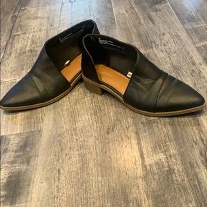 Women's Wenda Cut Out Bootie - Universal Thread™